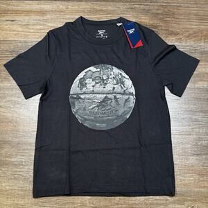 Reebok Basketball Graphic T Shirt Mens Small Black NWT Crew Neck Sports Tee